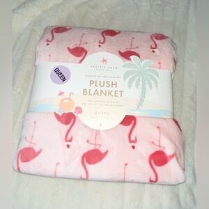 NWT Queen Pink Christmas Plush Blanket Flamingos Santa Hats Holiday NEW Dopamine